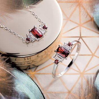 Red zirconia silver set