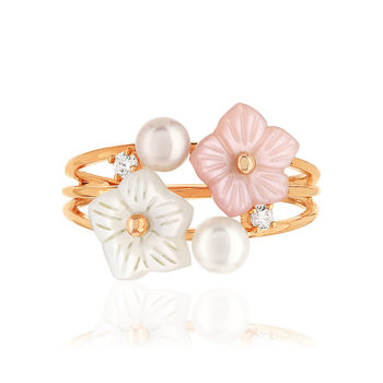 Bague or 375 rose fleurs nacres perles et topazes blanches