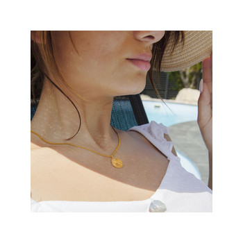 Pendentif plaqué or zodiaque vierge zirconias