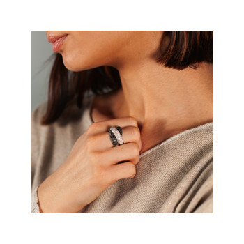Bague argent 925 entrelacée zirconias noirs et blancs