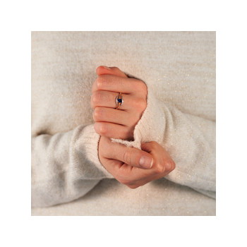 Bague or 375 2 tons saphir ovale et diamants