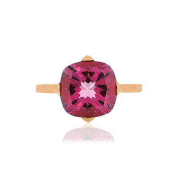 Bague or rose 750, 1 topaze rose traitée de 5 carats.
