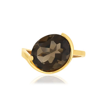 Bague or jaune 750, 1 quartz fumé 4,66 carats.