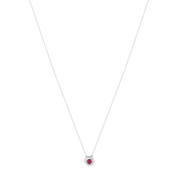 Collier or blanc 375, rubis, diamants. Longueur 42 cm.