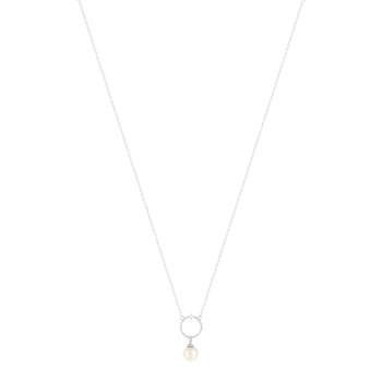 Collier argent 925, motif cercle, perle de culture de Chine et zirconia. Longueur 45 cm.