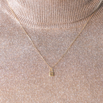 Collier or 375 jaune, motif cadenas avec coeur 45 cm