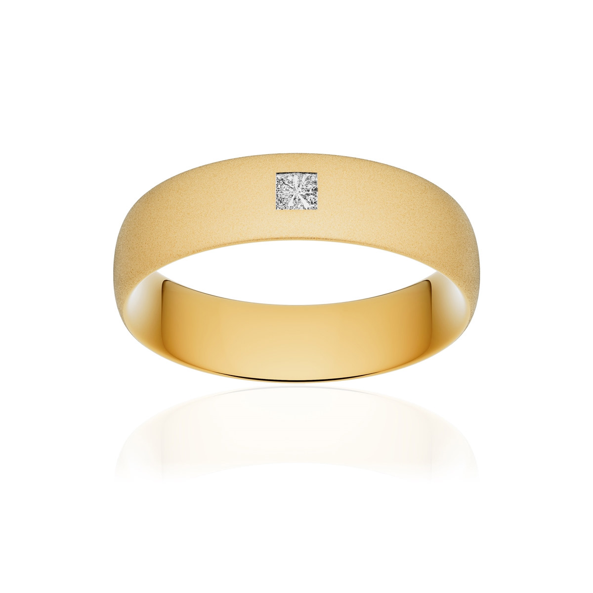 Alliance or 750 jaune sablé demi-jonc confort 6mm diamant princesse