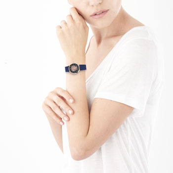 Montre femme dorée rose bracelet cuir pierres imitation