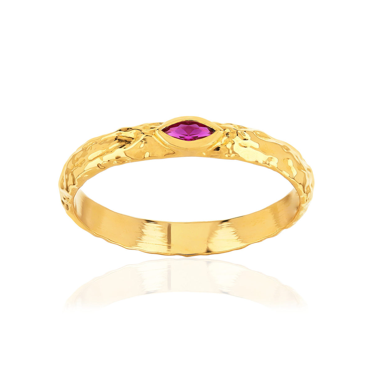 Bague plaqué or jaune martelée pierre imitation rouge