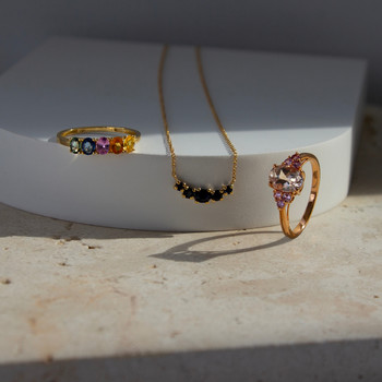Bague or jaune 375 saphirs multicolores