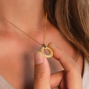 Collier plaqué or motif cercle perlé zirconias 42 à 45 cm