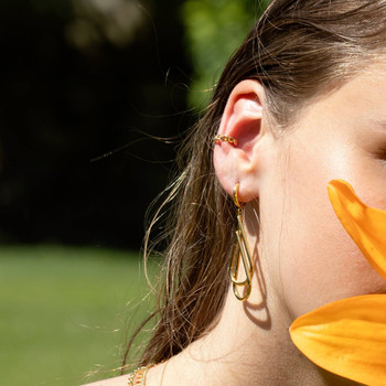 Clip d'oreille earcuff plaqué or jaune, style tressé vendu à l'unité.