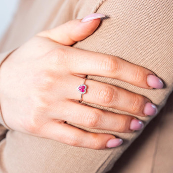 Bague or 375 blanc rubis diamants motif coeur