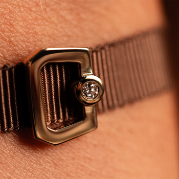 Bracelet boucle or recyclé 750 jaune diamant ruban chocolat 21cm