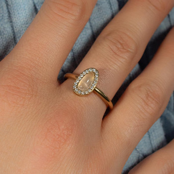 Bague acier doré quartz jaune et zirconias