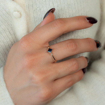 Bague or 375 jaune saphir et diamants