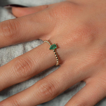 Bague or 375 jaune émeraude