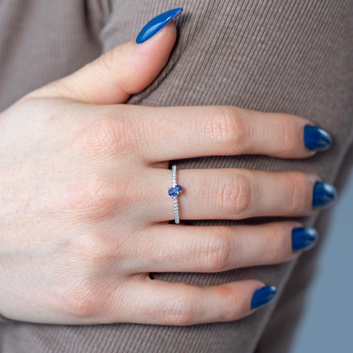Bague argent 925 pierres imitation bleues - vue porté 1