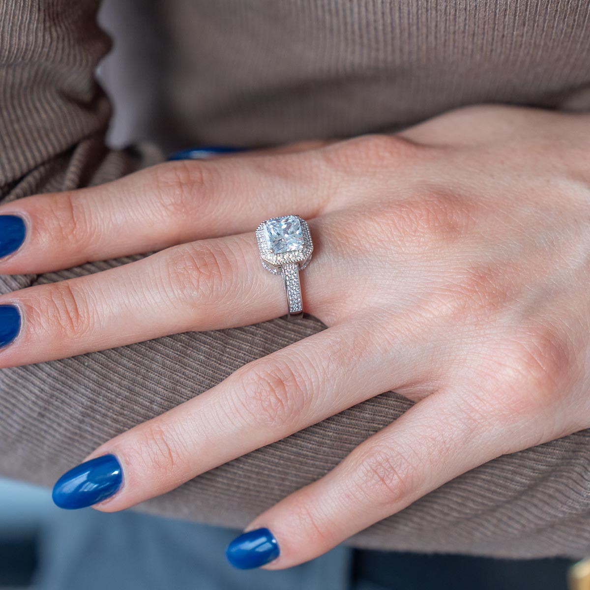 Bague argent 925 et zirconias - vue porté 1