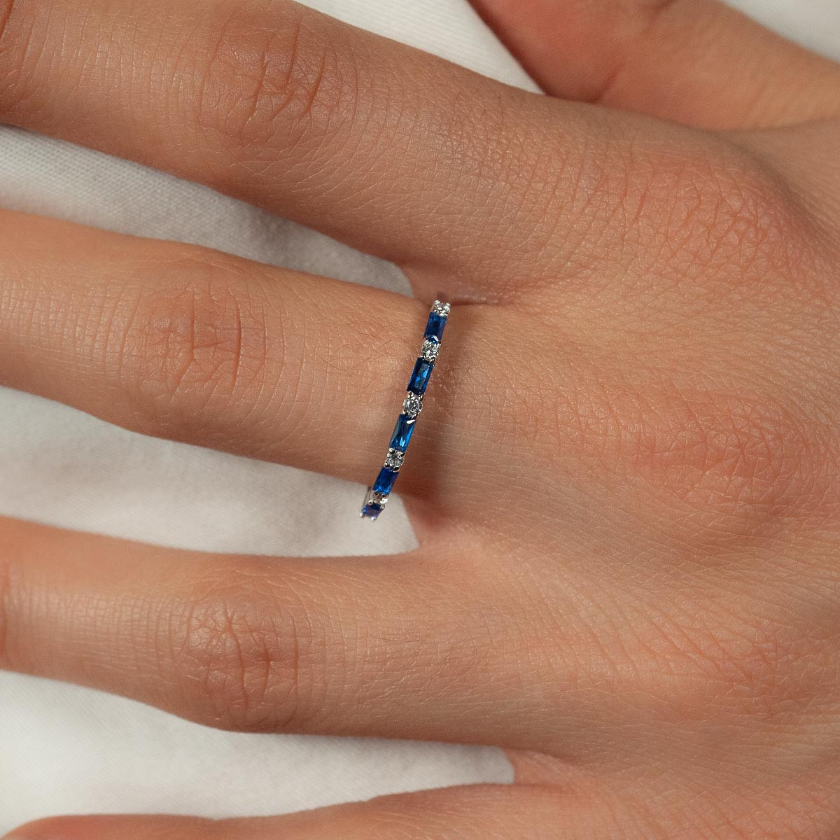 Bague argent 925 pierres imitation et zirconias - vue porté 1