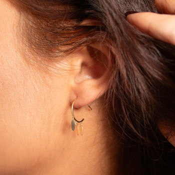 Boucles d'oreilles demi créoles or 750 jaune pampilles