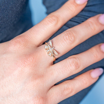 Bague or 375 jaune diamants motif papillon