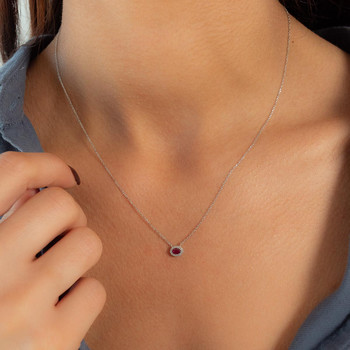 Collier or 750 blanc rubis et diamants 45cm