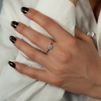 Bague or 750 blanc diamants