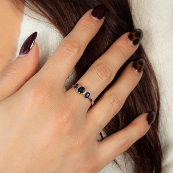 Bague or 750 jaune saphirs et diamants
