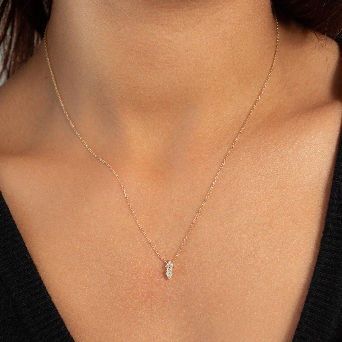 Collier plaqué or zirconias 45 cm - vue porté 1