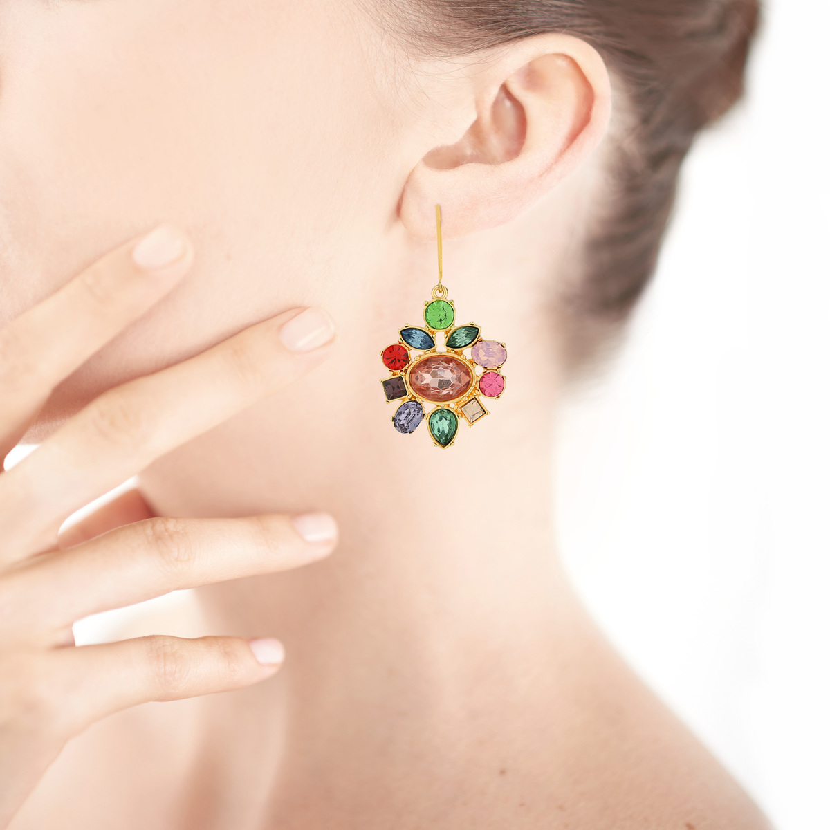 Boucles d'oreilles metal dore pierres imitation - vue Vporté 1