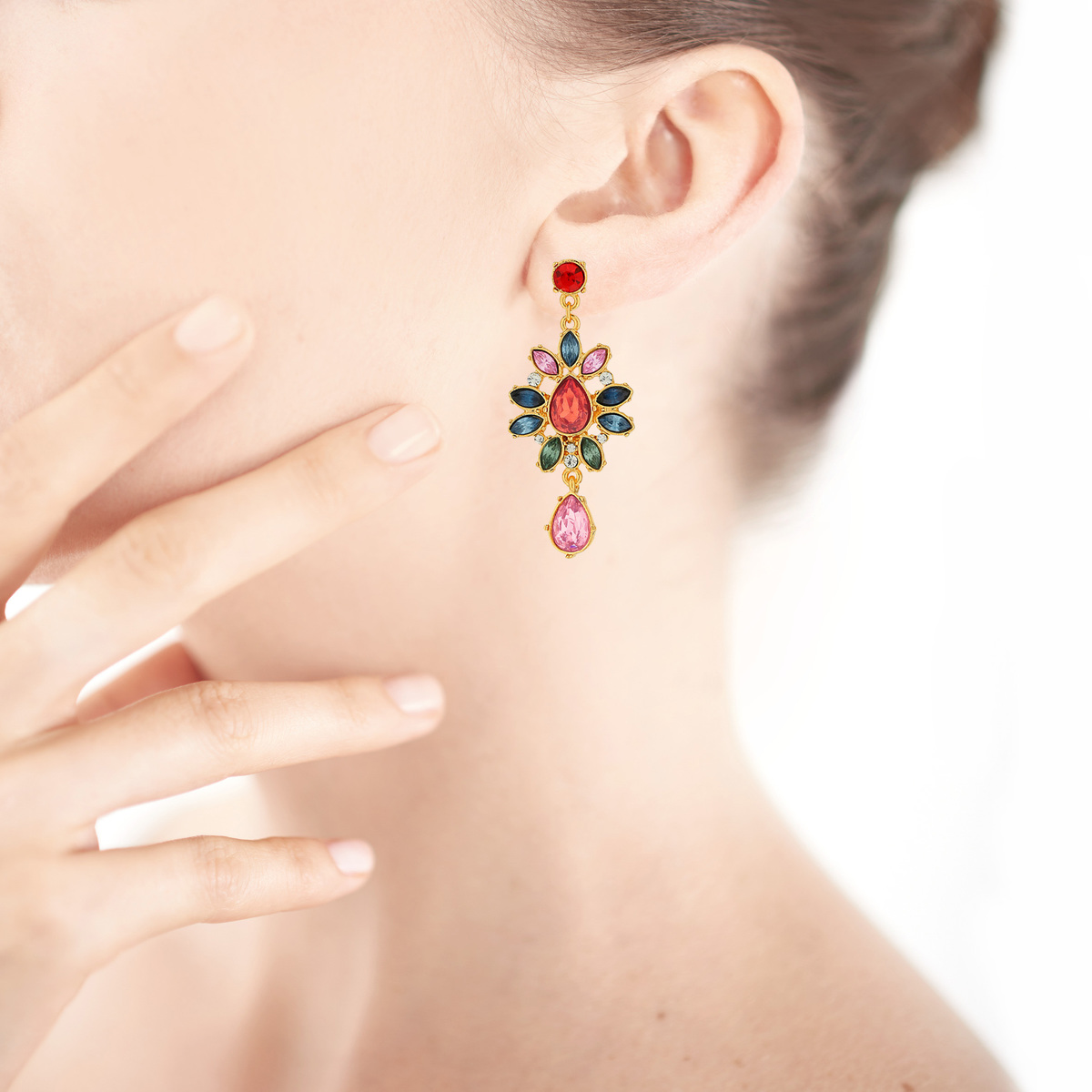 Boucles d'oreilles metal dore pierres imitation - vue Vporté 1