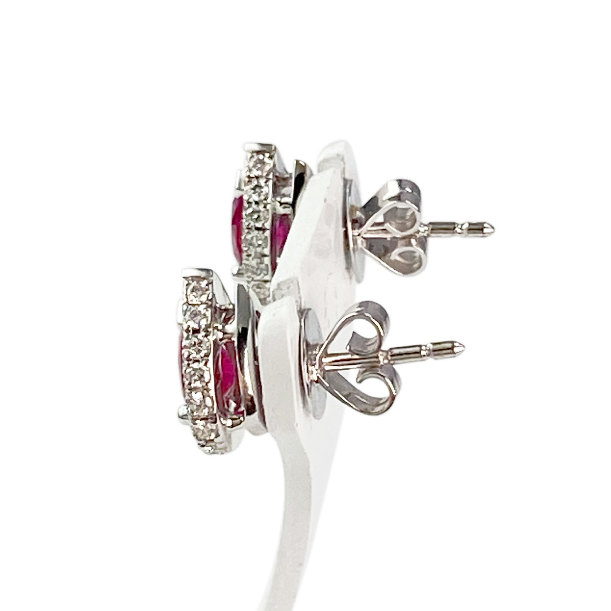 Boucles d'oreilles or 750 blanc rubis et diamant - vue 2