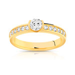 Bague solitaire or 750 jaune diamant 50/100e de carat
