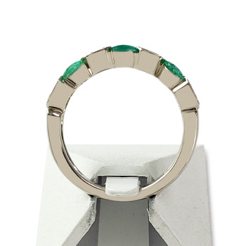 Bague or 750 blanc emeraude diamant