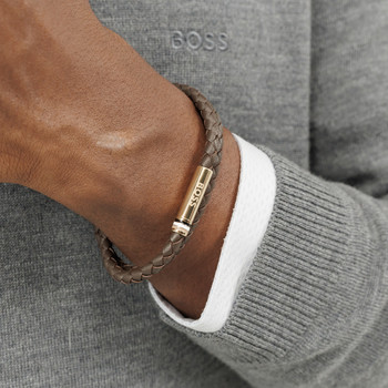 Bracelet BOSS Arès acier doré cuir marron longueur 19 cm