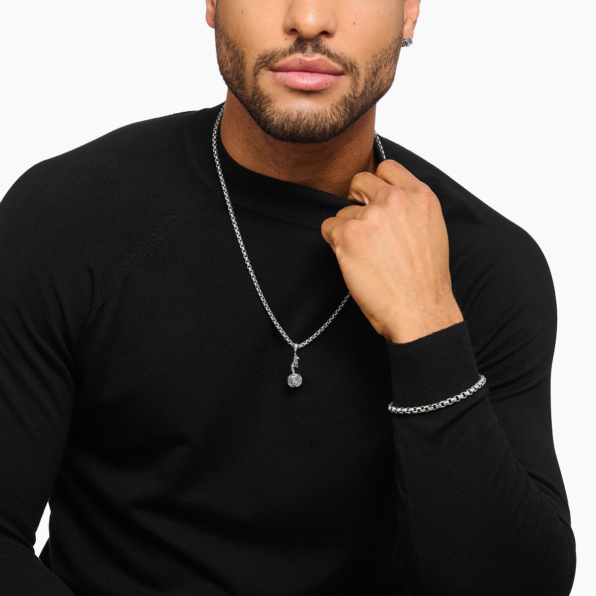 Pendentif THOMAS SABO argent motif rose - vue porté 2