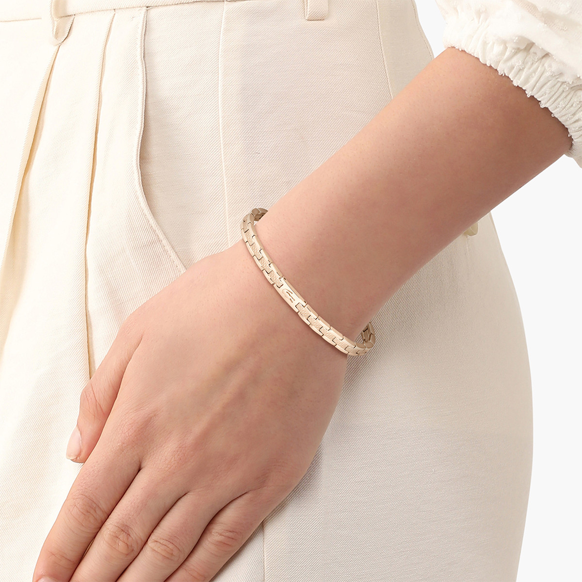 Bracelet LACOSTE METROPOLE acier inoxydable rose - vue porté 1