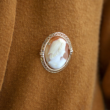 Broche d'occasion or 750 jaune camée