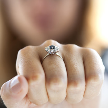 Bague d'occasion or 750 blanc saphir et diamants
