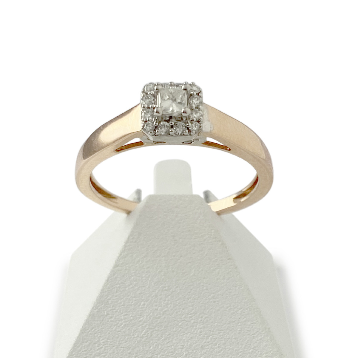 Bague d'occasion 2 ors 750 carrée diamants
