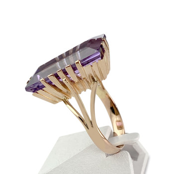 Tweedehands gouden ring 750 geel amethist rechthoek