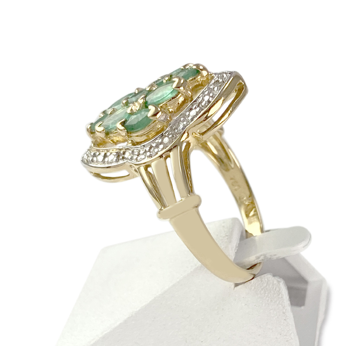 Bague d'occasion or 750 jaune émeraudes diamants - vue 2