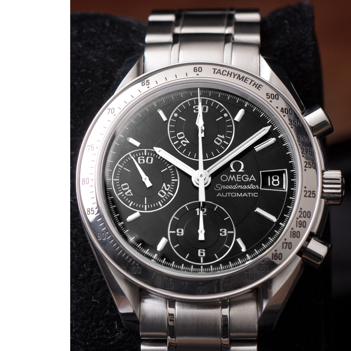 Montre d'occasion Omega Speedmaster homme chronographe automatique acier - vue D3