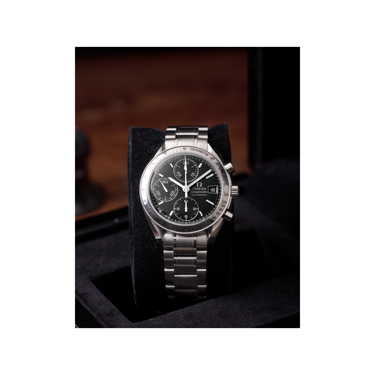 Montre d'occasion Omega Speedmaster homme chronographe automatique acier - vue D4
