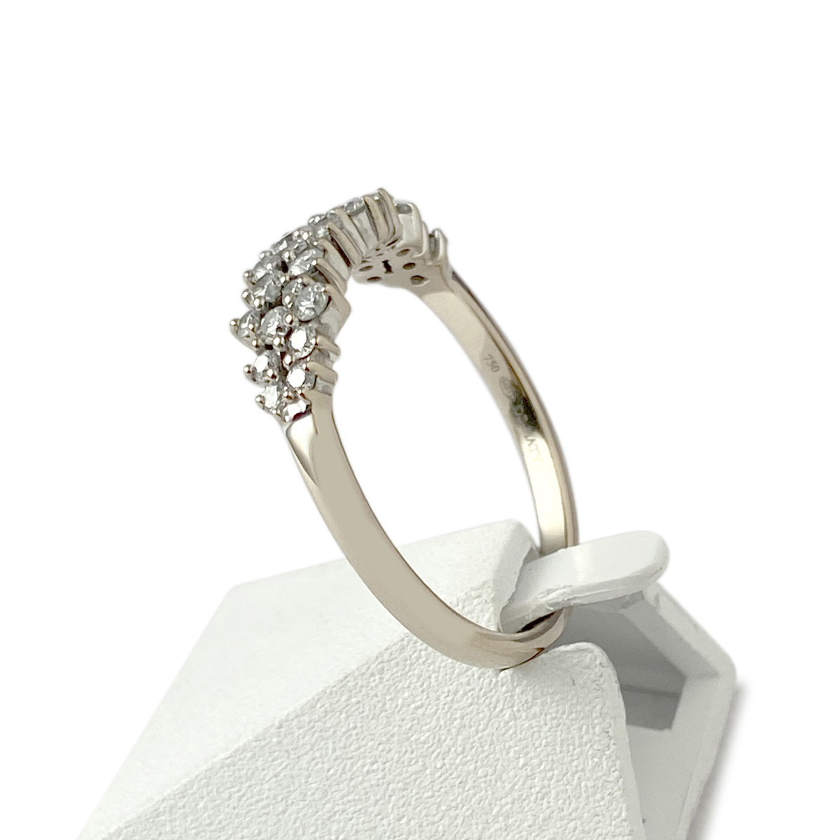 Bague d'occasion or 750 blanc diamants synthétiques - vue 2