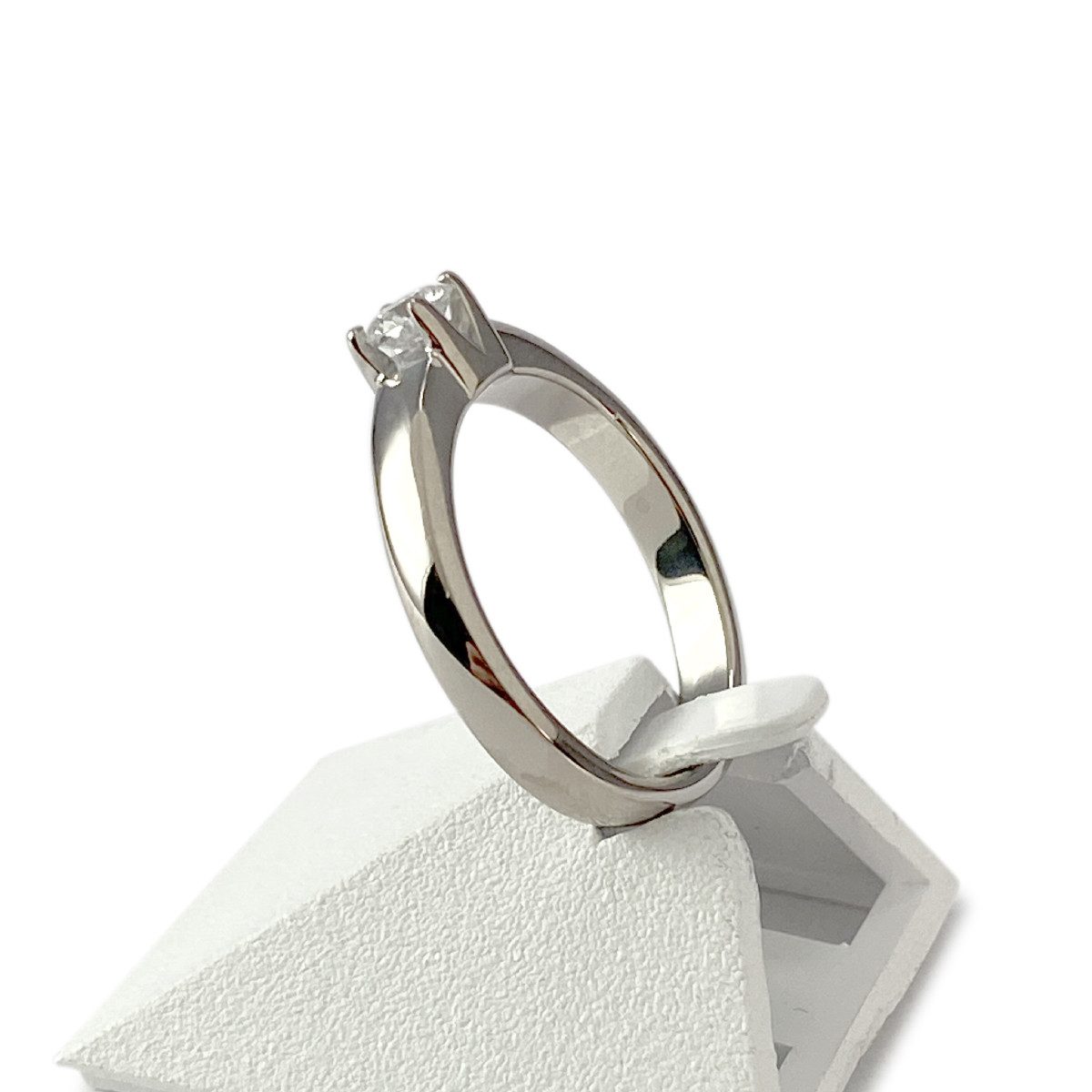 Solitaire d'occasion or 750 blanc diamant - vue 2