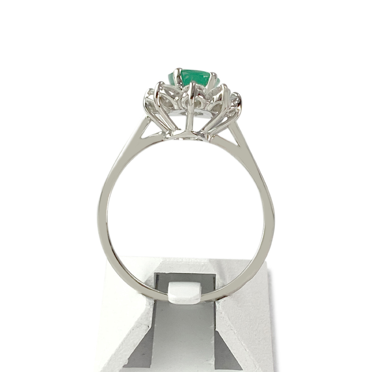 Bague d'occasion or 750 blanc diamants émeraude - vue 3