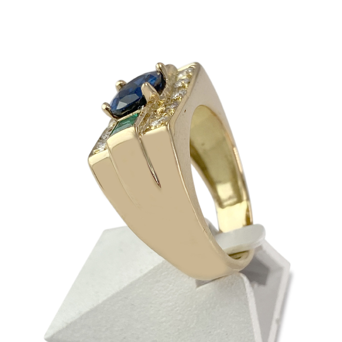 Bague d'occasion or 750 jaune diamants émeraudes saphir - vue 2