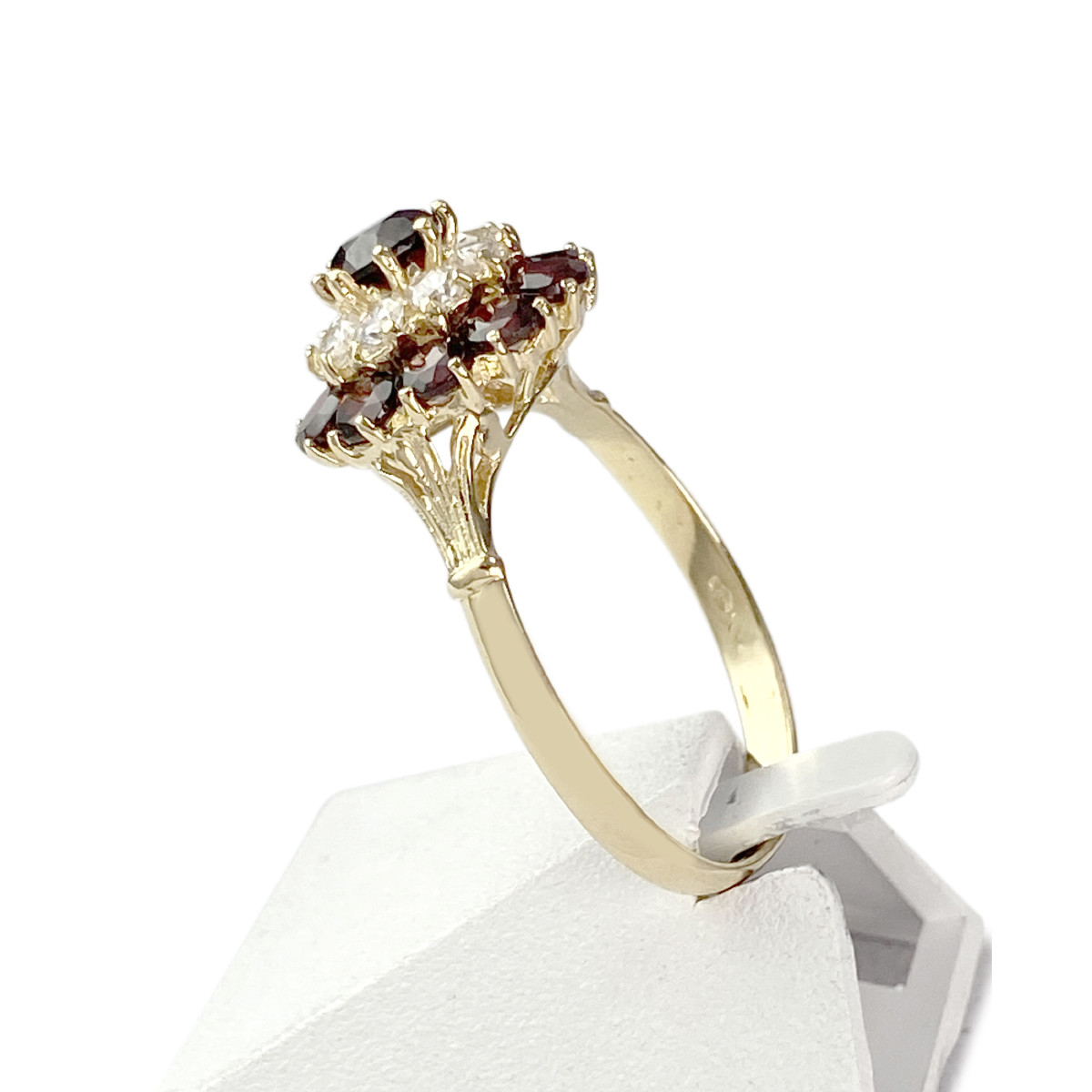 Bague d'occasion or 750 jaune grenats zirconias - vue 2